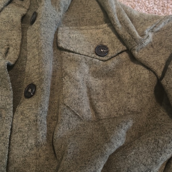 Zenana Oversized Fleece Shacket Button Up Pockets Army Green Small - Picture 3 of 5